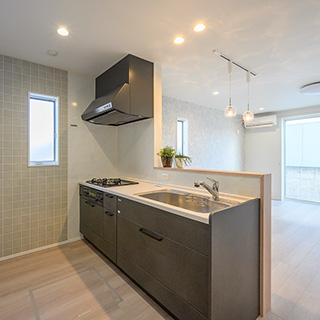 キッチン(1) 対面式・床下収納あり