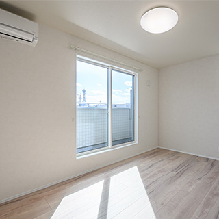 2F 南側洋間 6帖(1)